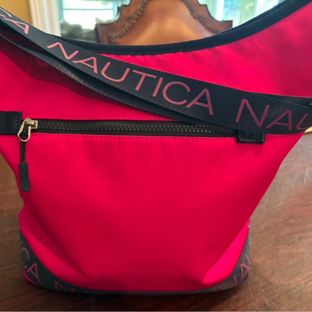 Nautica Bag with Gray and Pink Lining